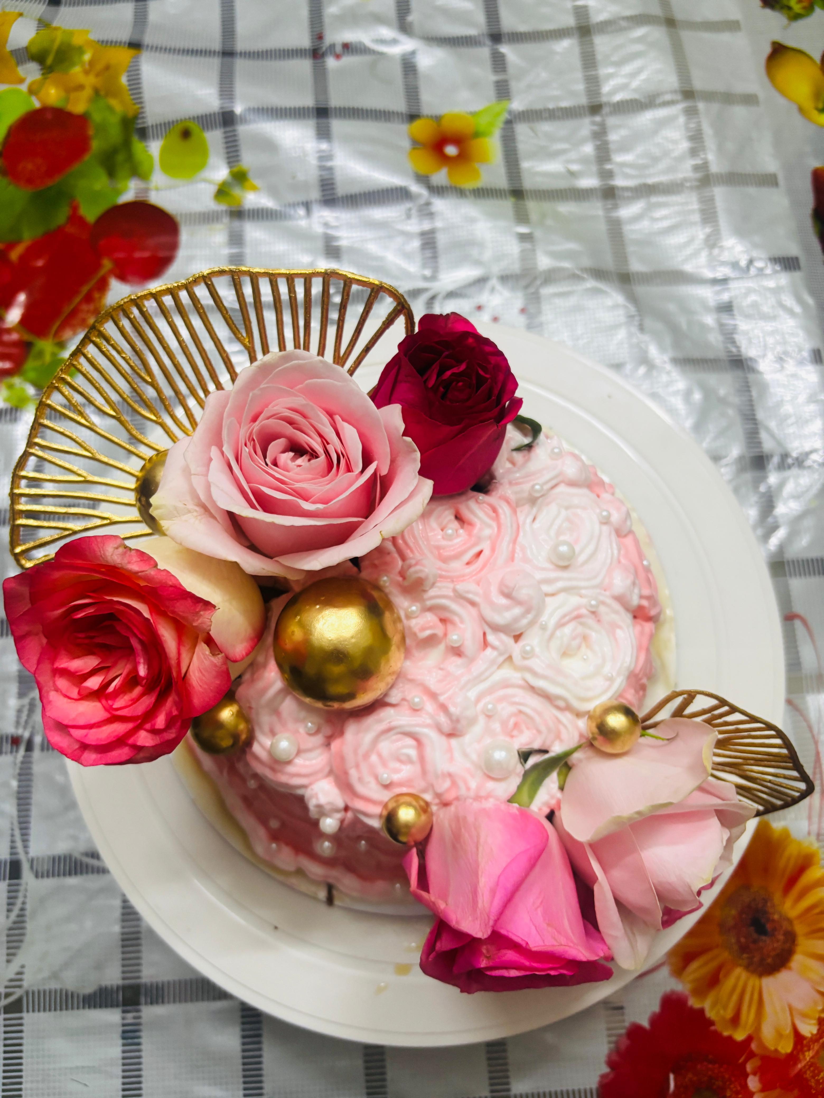 Rose cake